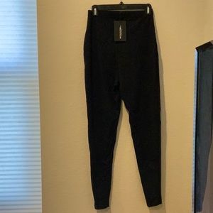 Pretty Little Thing Maternity leggings